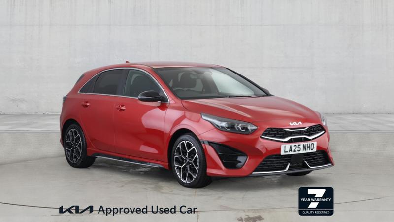 Kia Ceed Photo 9b6027ae-2d99-4201-baec-e42dc7800447.jpg
