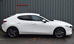 Mazda Mazda3 Photo 1