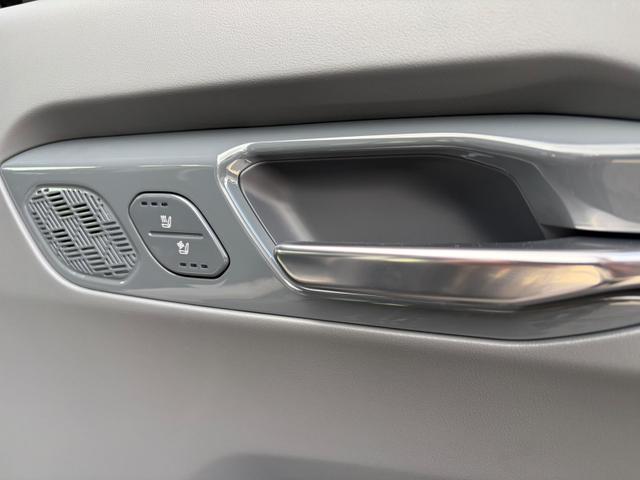 Kia EV9 Photo 9b6ccb61-3c39-4604-9857-bb71494b56d1.jpg