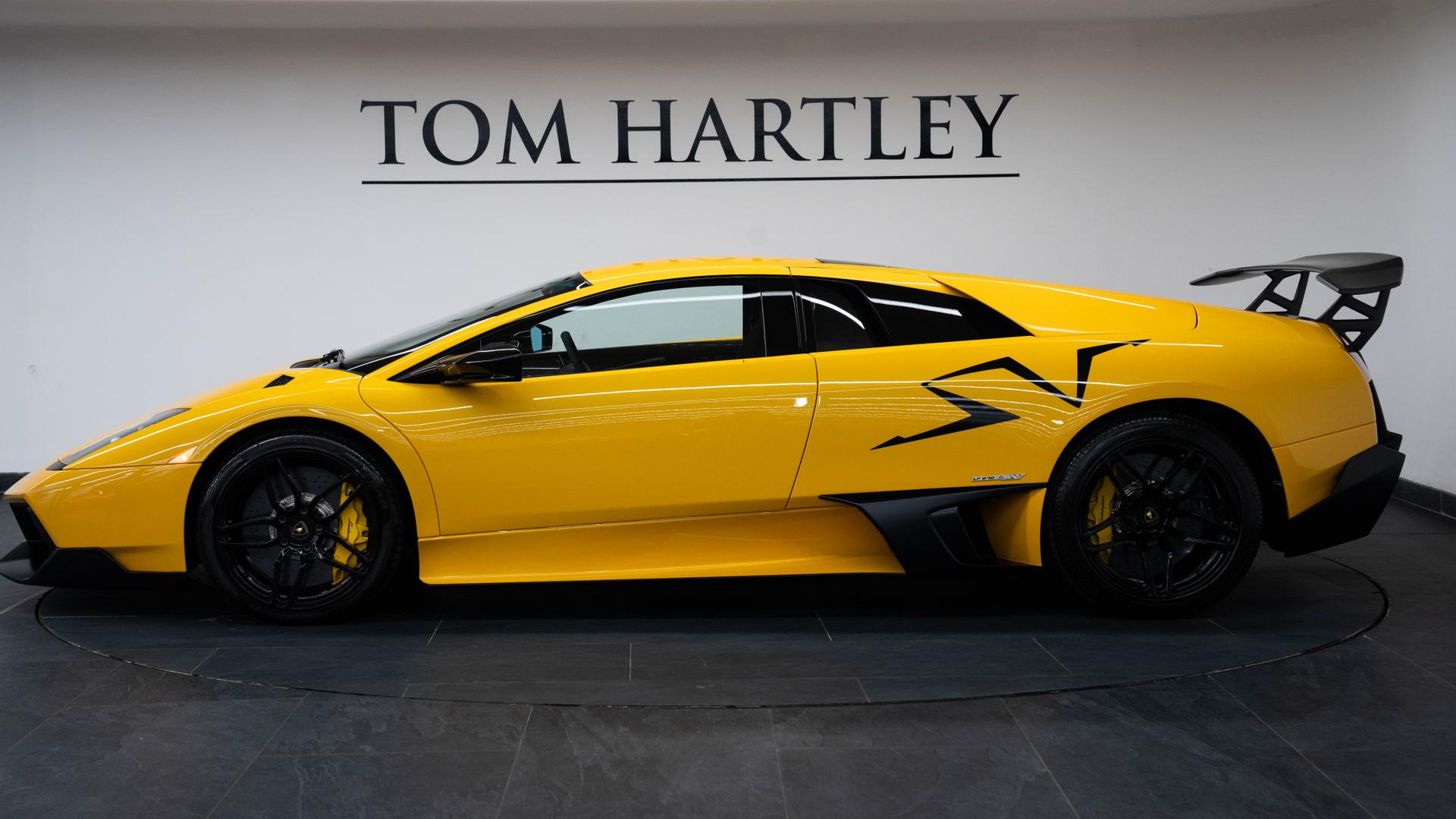 LAMBORGHINI Murcielago Photo 9b7a6497-d907-4ac8-9859-1304b1c099a8.jpg