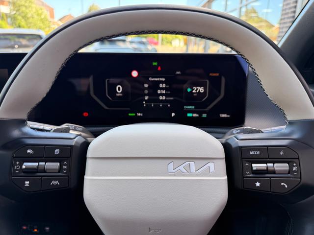 Kia EV6 Photo 9b9b55cd-038b-47cd-968c-d781e9ee55bc.jpg
