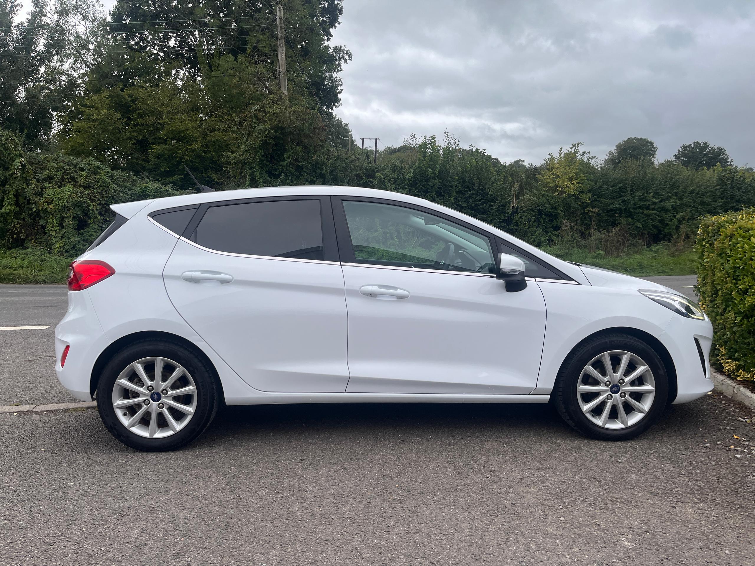Used Ford FIESTA WN19HHE 12