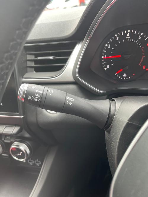 Renault Captur Photo 9bdbddc0-2268-4114-a338-2781c0b1f61e.jpeg