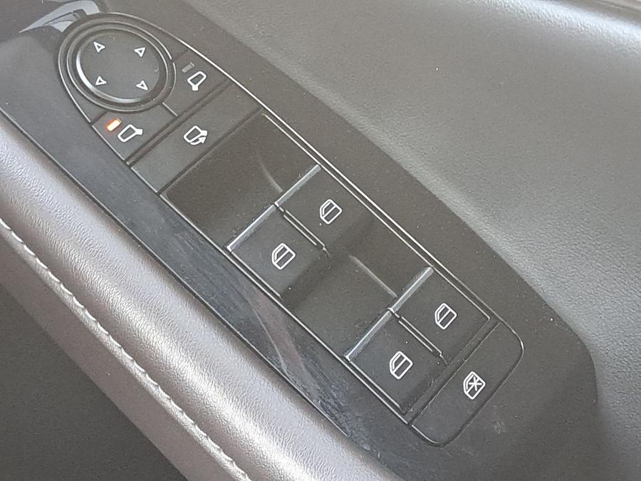 Mazda CX-30 Photo 9be64dcc-3d38-4166-acb2-1af02e26b6e9.jpg