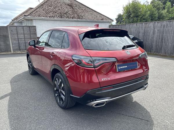 Honda ZR-V Photo 3