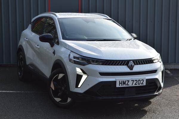 Used 2025 Renault CAPTUR 1.6 E-Tech Full Hybrid 145 Techno 5dr Auto White at SERE Motors