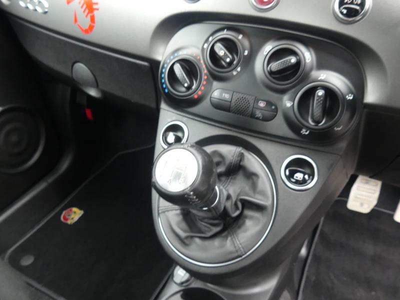 Abarth 595 Photo 9bf818a8-3be4-4420-82f8-97a6203f8d3e.jpg