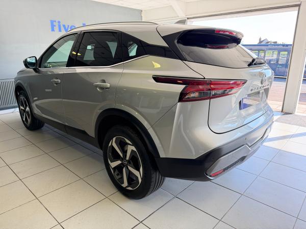 Used Nissan Qashqai YE23OCD 8
