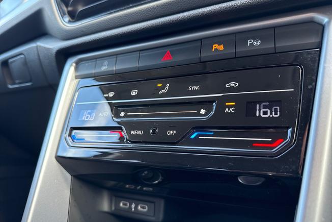 Volkswagen T-Roc Photo 43