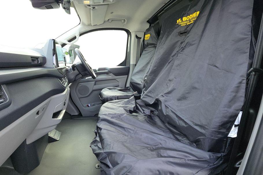 Used Ford TRANSIT CUSTOM WO26RZZ 10