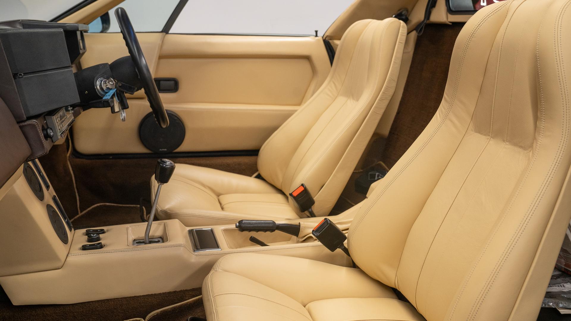 LAMBORGHINI Jalpa Photo 9c04bc51-306c-44e9-bed4-50e5a914afd6.jpg