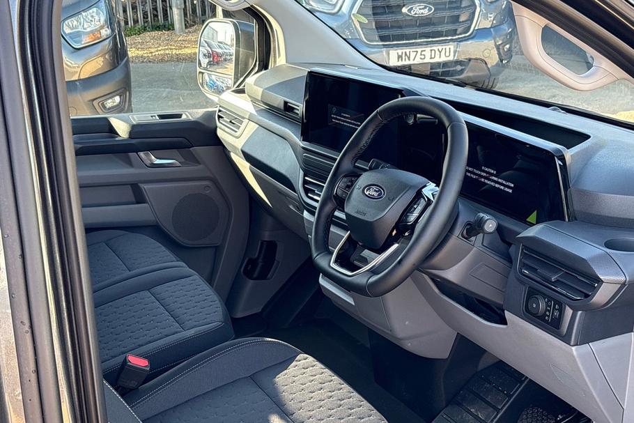 Used Ford E-TRANSIT CUSTOM CUSTOMBEV03 26