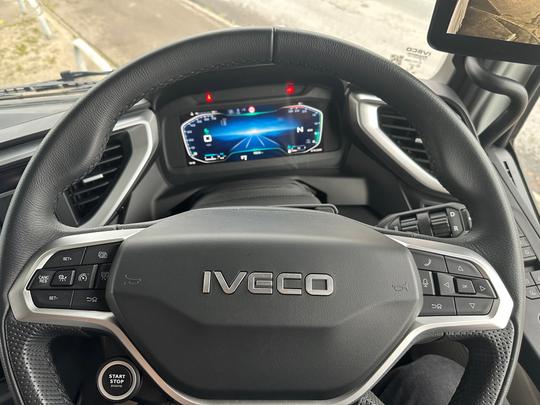 Iveco S-WAY Photo