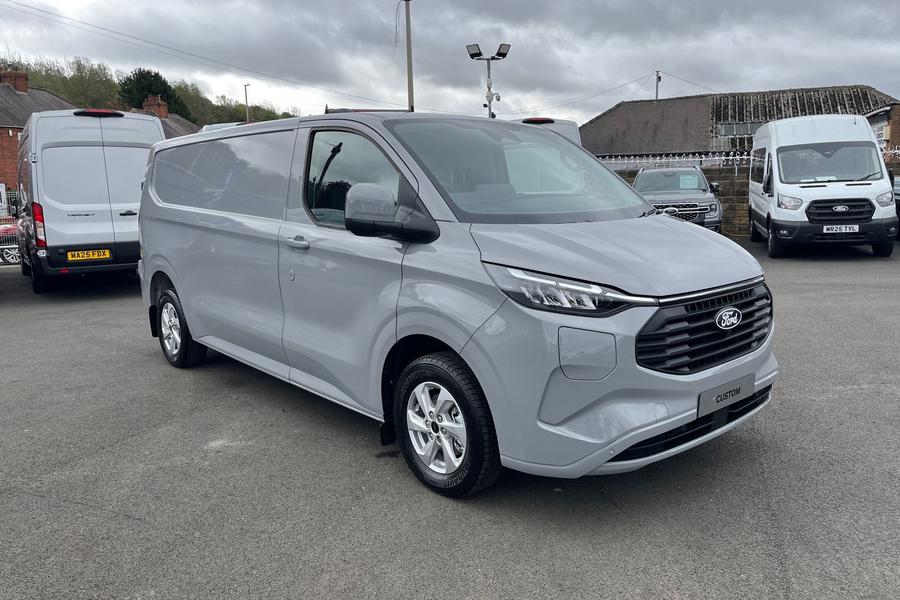 Ford TRANSIT CUSTOM Photo 9c291de6-f6a2-426f-8d10-9857c591e685.jpg