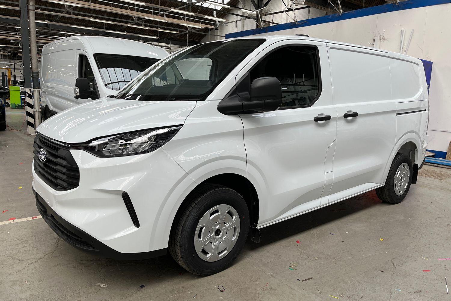 Ford TRANSIT CUSTOM Photo 26