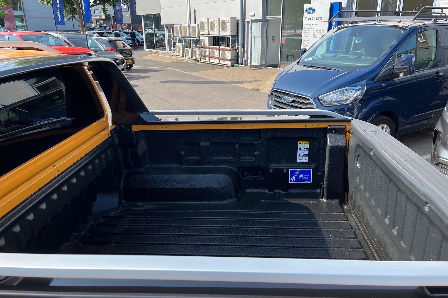 Ford RANGER Photo 33