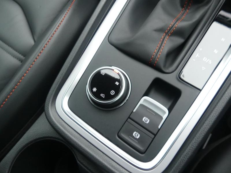 SEAT Ateca Photo 9c43791c-a08f-4690-9781-7697f2987974.jpg