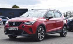 SEAT ARONA Photo 8