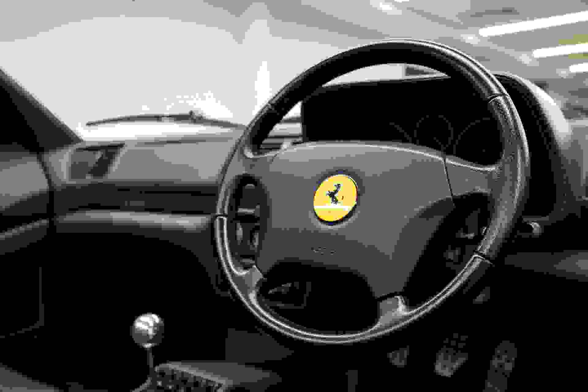 Ferrari 355 Photo 9c56ce3f-e199-48dc-a154-35d122a4dc1a.jpg