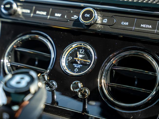 BENTLEY Continental GT Photo 25