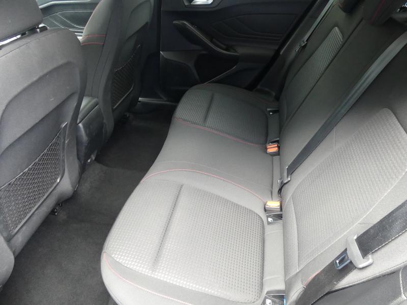 Ford Focus Photo 9c6fd926-ce89-4cfa-a18e-01a047395d6b.jpg