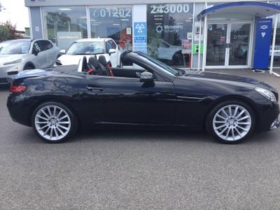 Mercedes-Benz SLC Photo 10