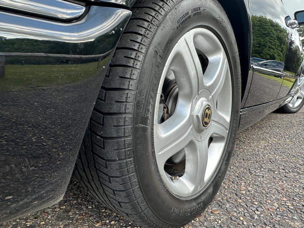 Used Bentley ARNAGE 6.8 Y211CLA 32