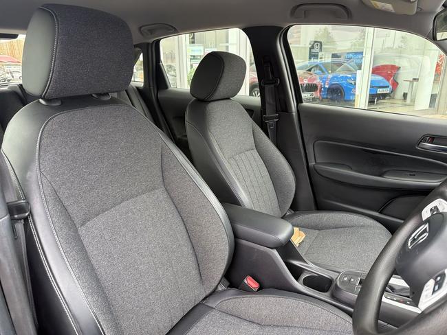 Honda Jazz Photo 9ca9aa7d-86a9-4cbc-8b9e-fb35155fa178.jpg
