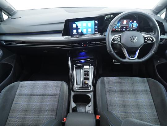 Volkswagen Golf Photo 9cabdb02-2a28-43ff-a18e-f035a3ff6c31.jpg