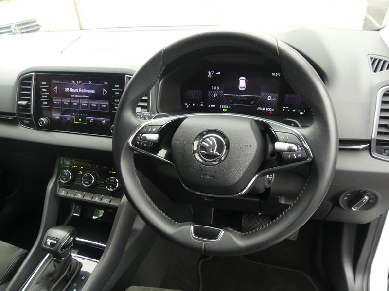 Skoda Karoq Photo 9cabfb5c-aefc-40ae-b78b-036eb3a131f0.jpg