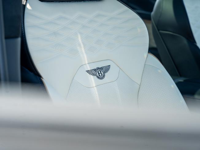 BENTLEY Bentayga  Photo 26
