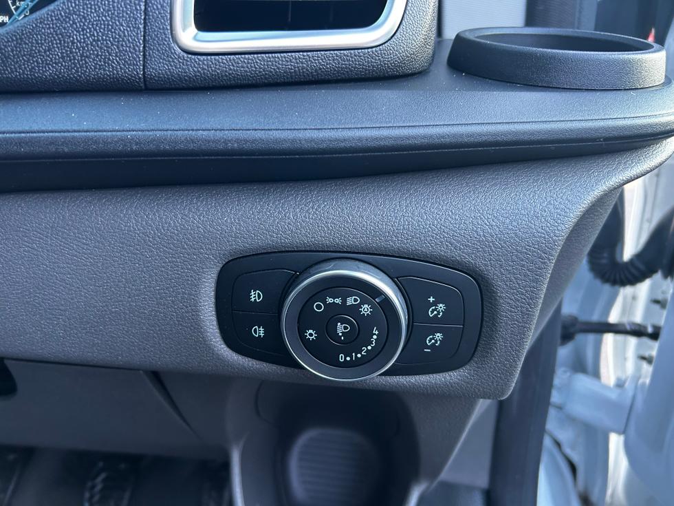 Ford Transit Custom Photo 9cb9c136-5efe-4f5e-a469-2c7c6070ee52.jpg