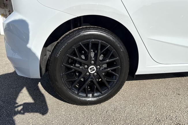 SEAT Ibiza Photo 21