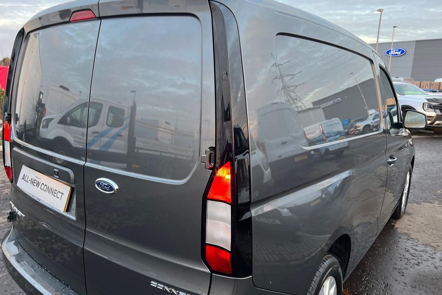 Used Ford TRANSIT CONNECT CONNECTLIM18 17