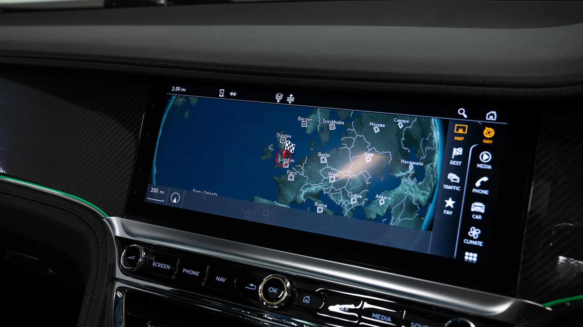 Bentley Flying Spur Photo 9cecf911-3fe9-4f35-b8fb-947cd6a21528.jpg