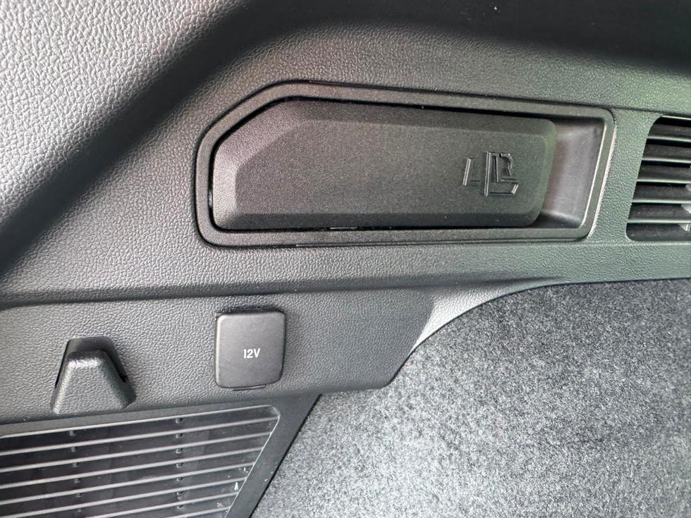 Ford Kuga Photo 9d069427-5210-43d2-989d-0dc90f8d02a1.jpeg
