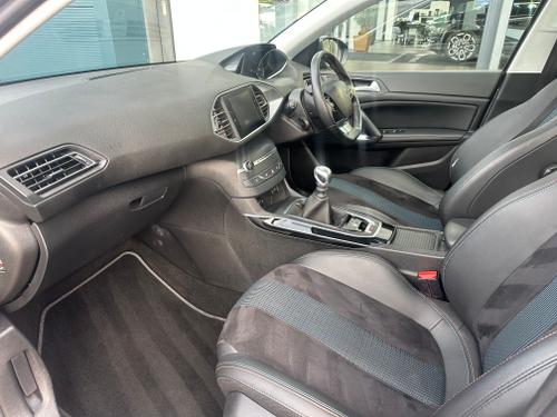 Peugeot 308 SW Photo 9d382e6c-2aa6-43a2-82e1-b787b5c66da9.jpeg