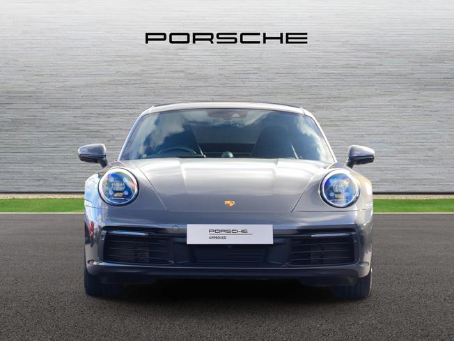PORSCHE 911 Photo 6