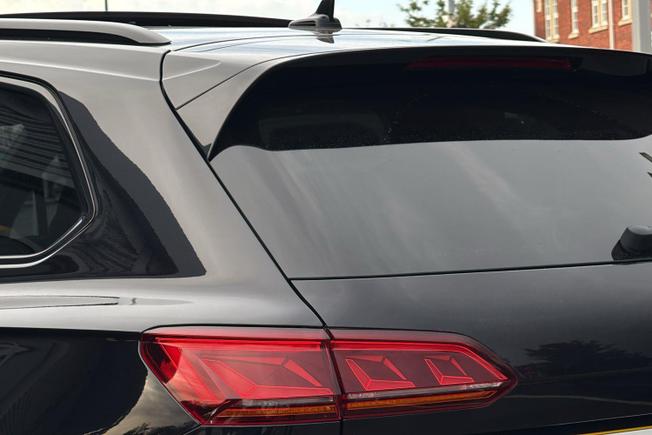 VOLKSWAGEN Touareg Photo 49