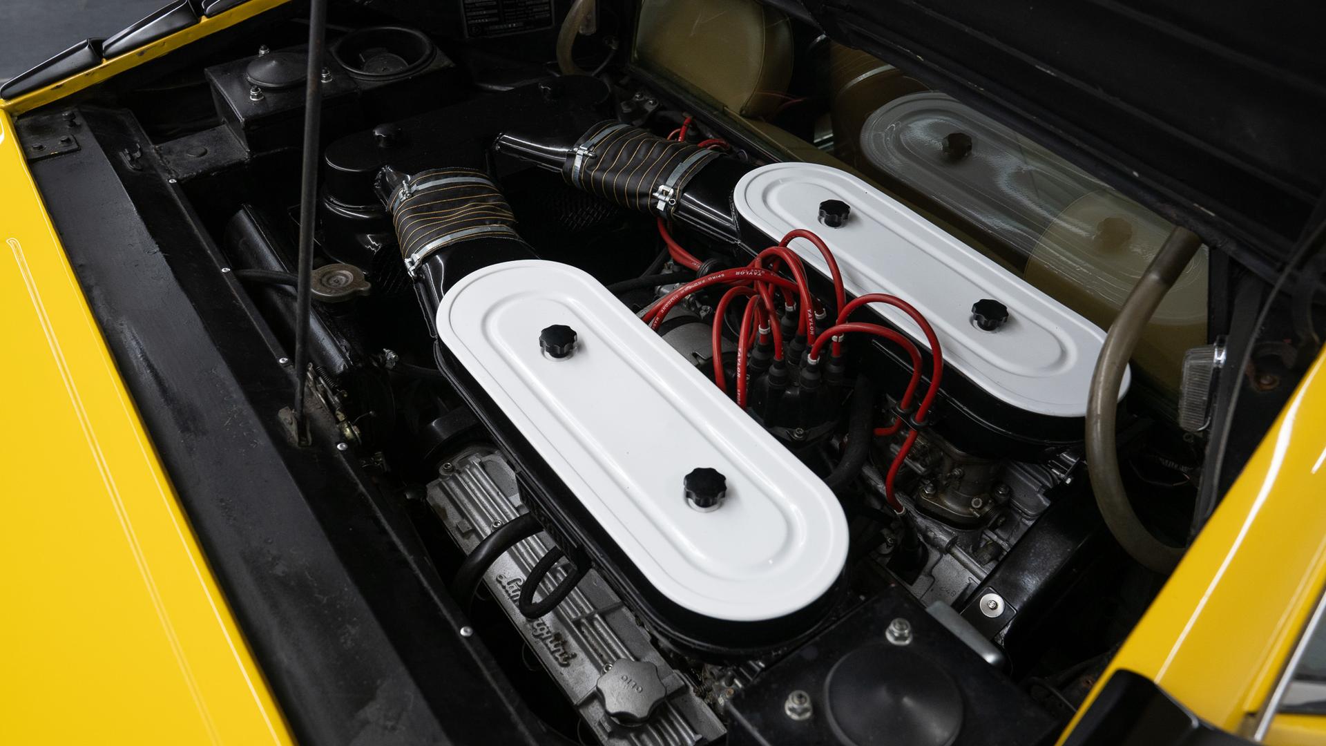 LAMBORGHINI Urraco Photo 9d5e7823-0351-478d-a06c-8d474fe3cf51.jpg