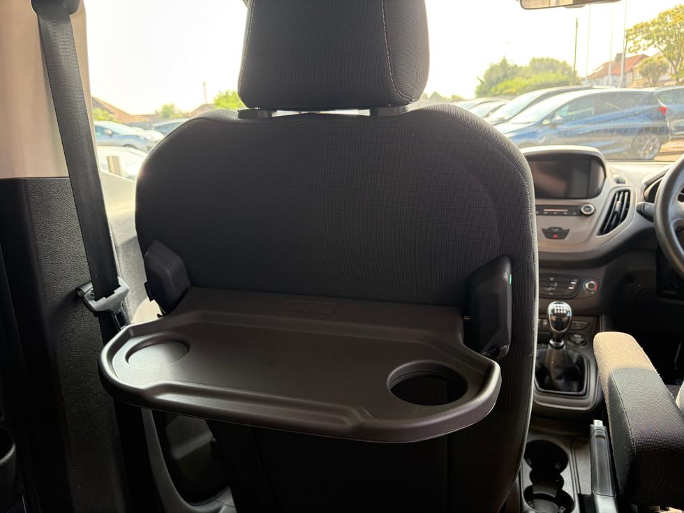 Ford Tourneo Courier Photo 9d631cec-43f5-4131-a197-13c1019ce709.jpeg