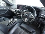 BMW 5 Series Photo 2
