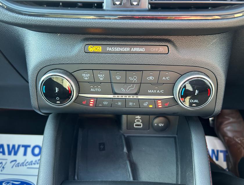 Ford Kuga Photo 9d68dca2-64d1-44cc-84f0-830d34621751.jpg