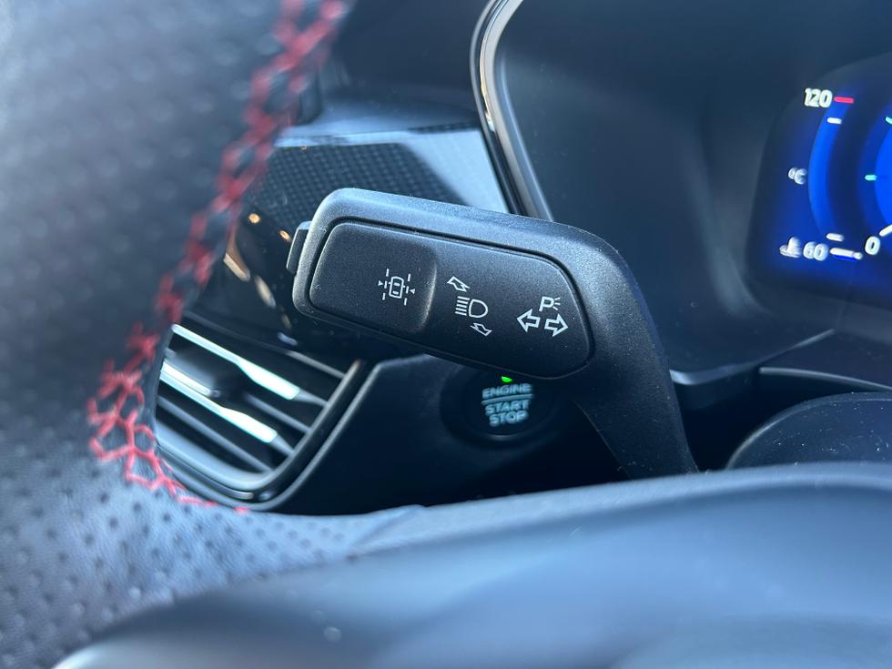 Ford Kuga Photo 9d82b608-3e8e-47f5-ab67-a494186a0a6b.jpeg
