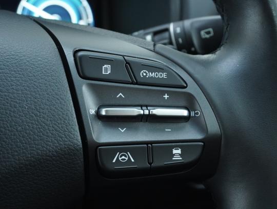 Hyundai KONA Photo 9d969f91-b39a-41eb-a171-e87e151e2190.jpg