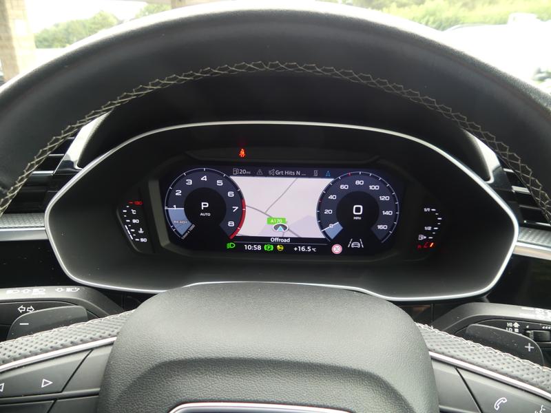 Audi Q3 Photo 9da7203c-0dce-417a-ab71-47b8ffd8520a.jpg
