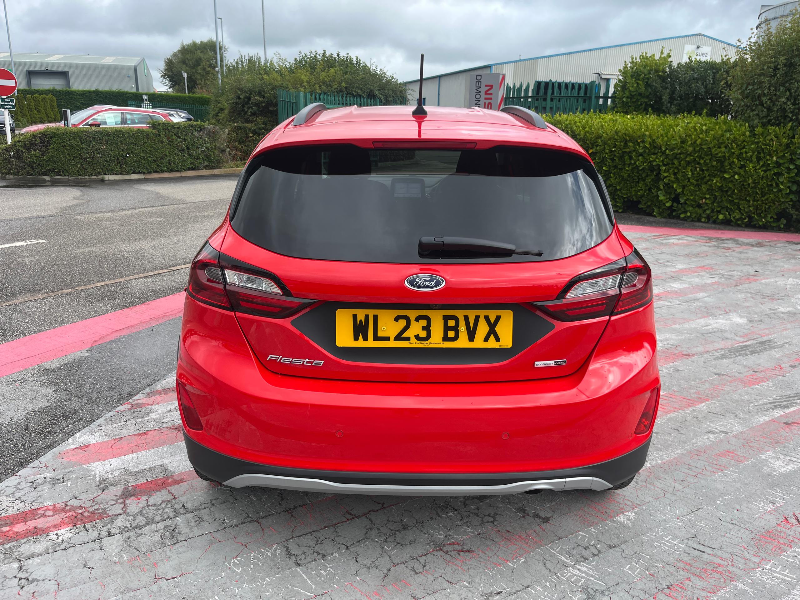 Ford Fiesta Photo 6