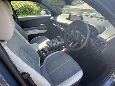 Mazda MX-30 Photo 1