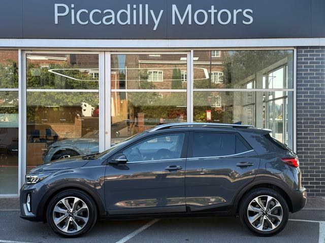 Kia Stonic Photo 9dbd00a3-ac30-4e3f-b623-356048806e15.jpg