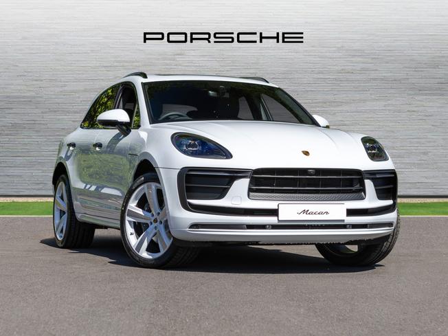 PORSCHE Macan Photo 1